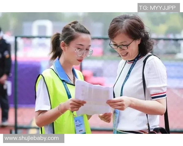 乌德勒支青年队迎战奥斯队全力争胜展现青春风采