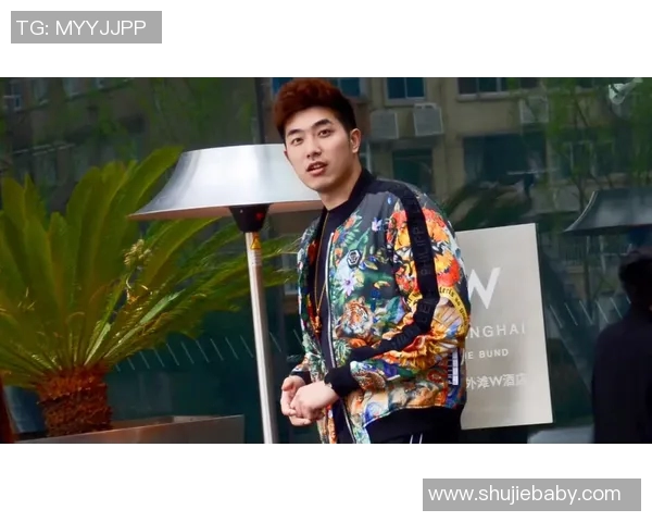 吴冠希:从青涩球员到赛场领袖的成长之路与奋斗故事